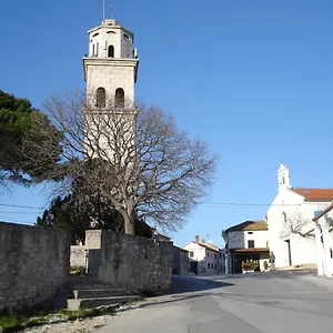 Bentley - Sea-view - 2 Bedroom Premantura